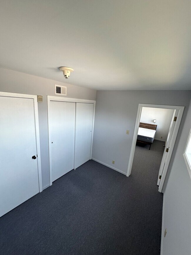 Building Photo - Beautiful Golden Gate Heights 5 Bed/3.5 Bath Home w/Amazing Views