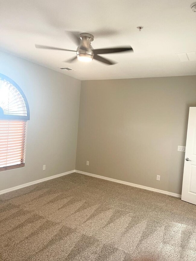 Building Photo - 4700 S Fulton Ranch Blvd