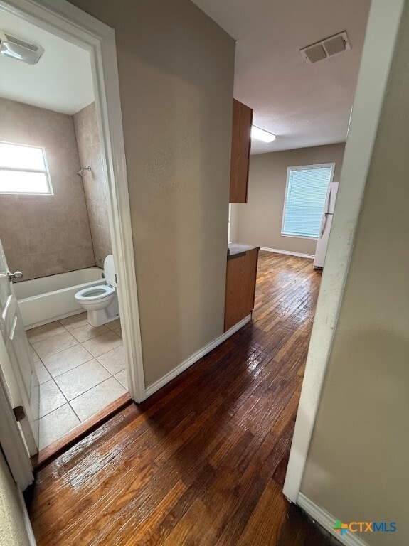 Building Photo - 784 Samuels St