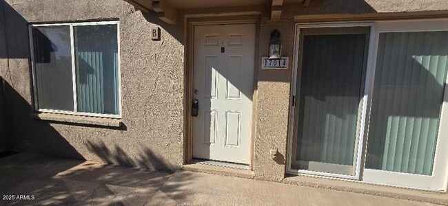 Building Photo - 17014 E Calle Del Oro