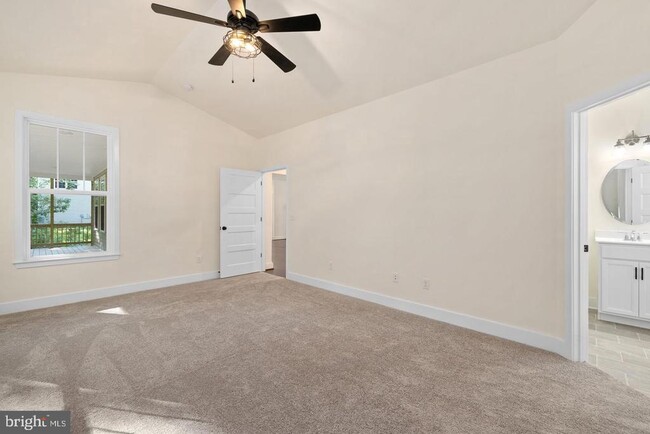 Building Photo - 12407 Sickles Ln