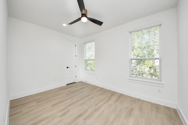 Building Photo - 3508 Omega St