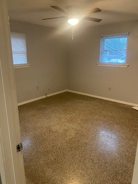 Building Photo - 3336 De Armas St