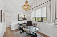 Building Photo - 1810 Quail Ct