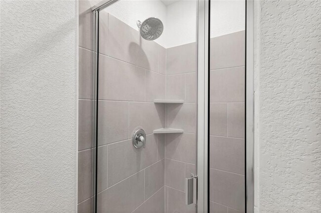 Building Photo - 161 Keefer