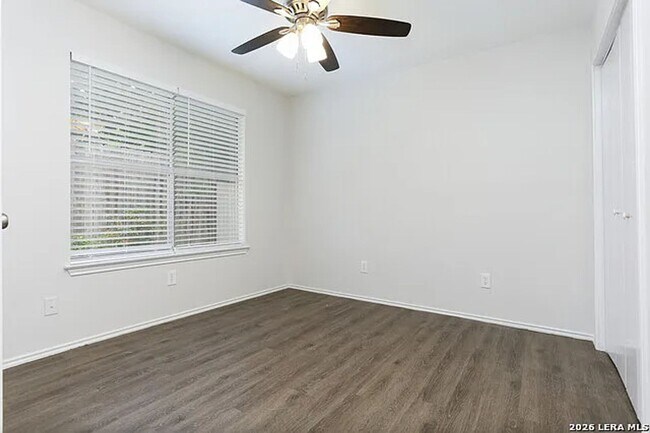 Building Photo - Beautiful Home in Candlewood Park Ready for Move-In!