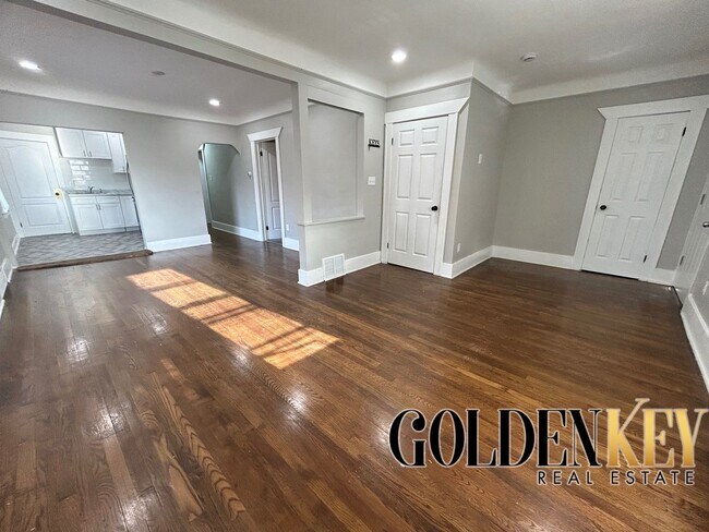 Building Photo - 2958-2960 Kendall St. Detroit, MI 48238