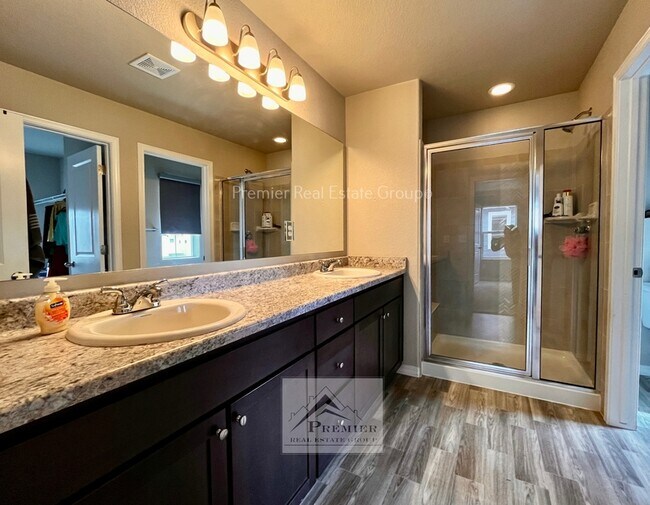 Building Photo - 4280 Samaritan Lp