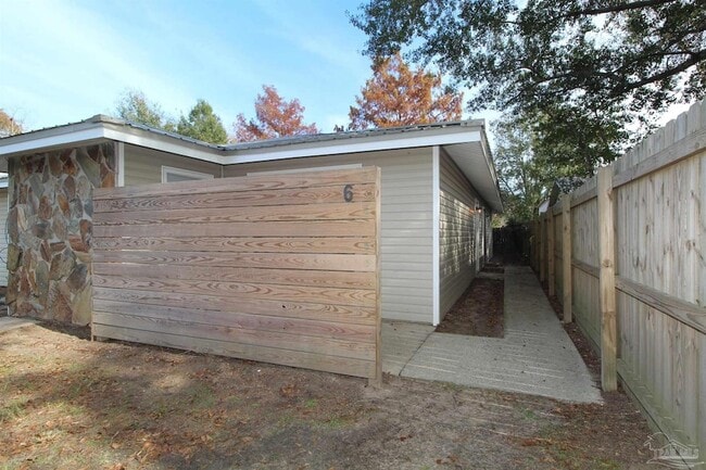 Building Photo - 4964 W Spencer Field Rd