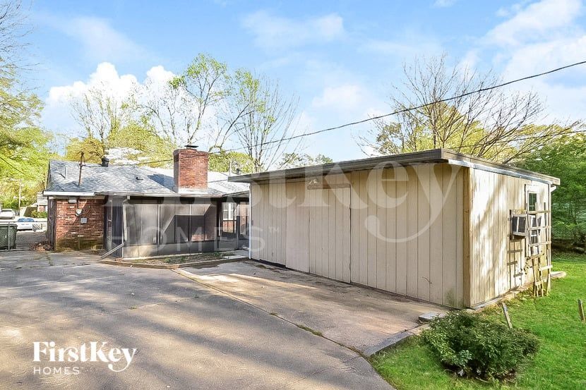 Building Photo - 1465 Wheaton St