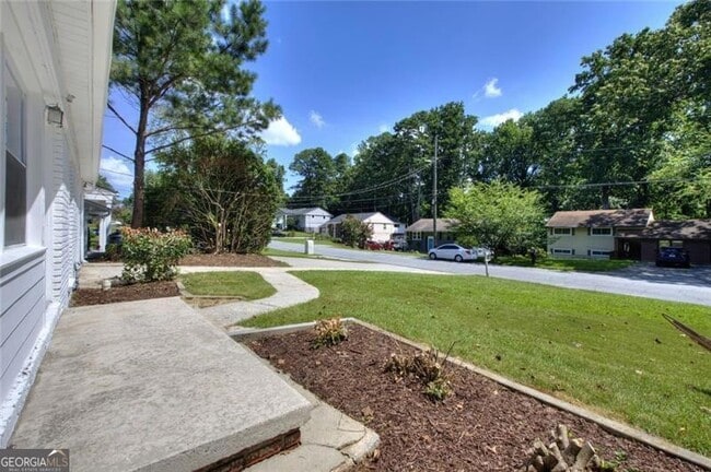 Building Photo - 3946 Green Oak Dr