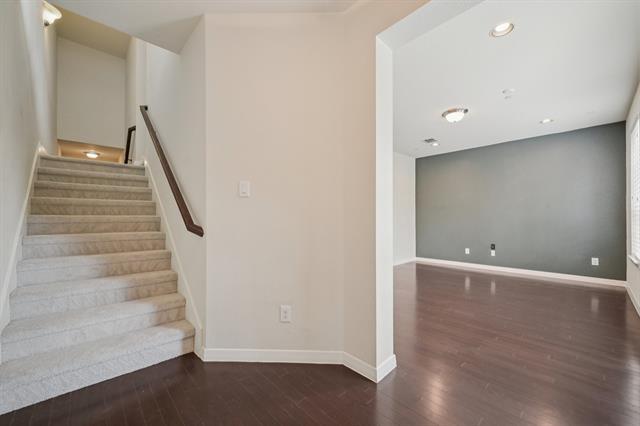 Building Photo - 3934 Amberwood Dr