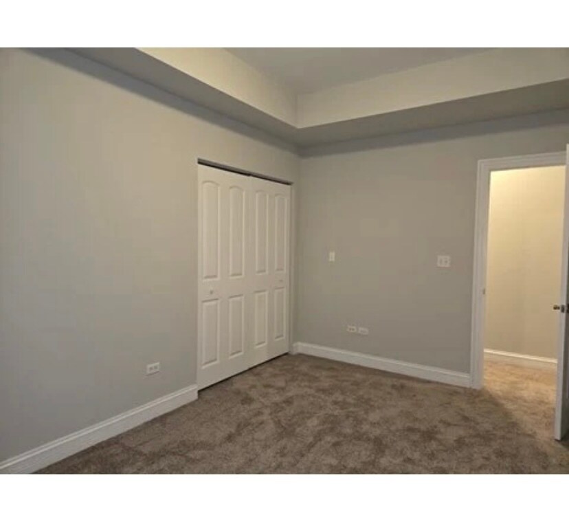 Building Photo - 3831 N Kedzie Ave