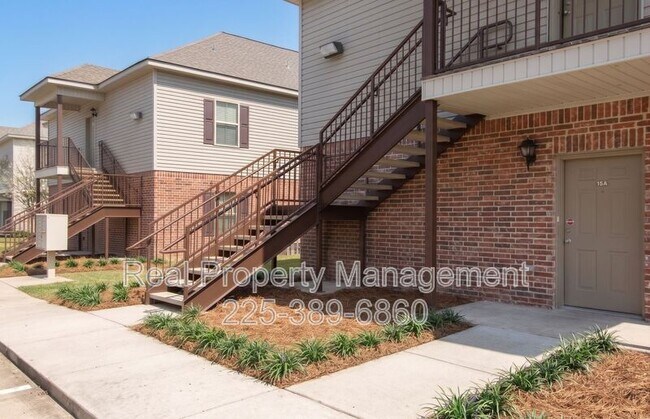 Building Photo - 30914 LA-16