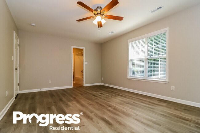 Building Photo - 42 Stafford Ct