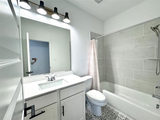 Building Photo - 29631 Mahogany View Ln