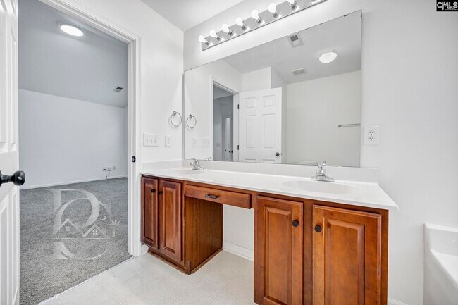 Building Photo - 86 Deertrot Ct