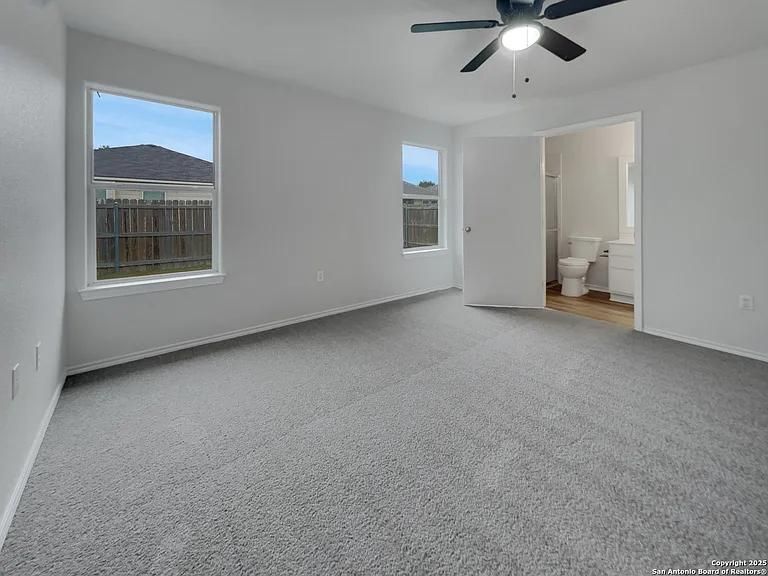 Building Photo - 3420 Rob Roy St