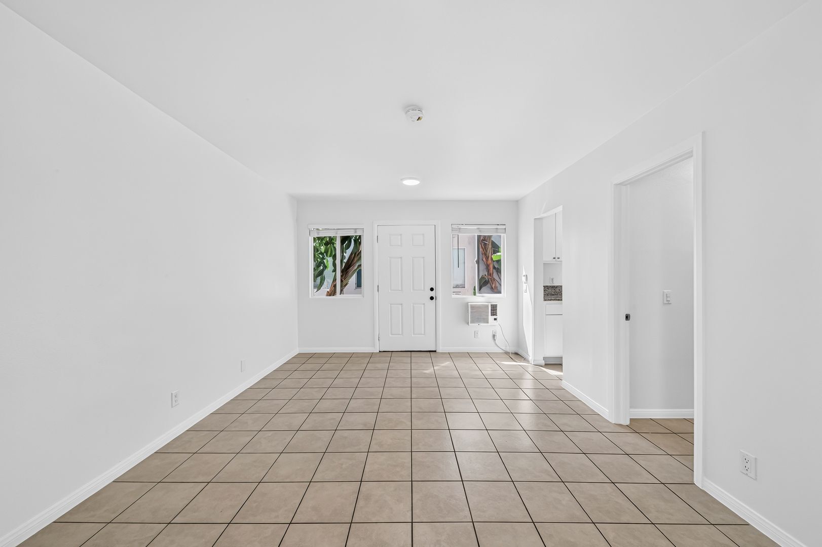 Building Photo - 67 Alamitos Ave
