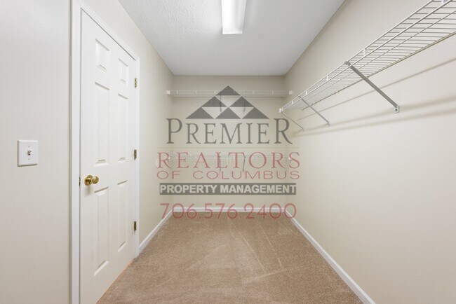 Building Photo - 8079 Garrett Pines Dr