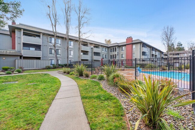 Building Photo - Muirwood