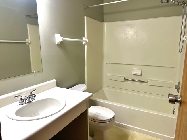 Building Photo - 5727 Kilbury Ln