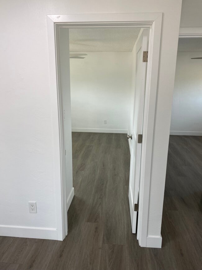 Building Photo - 61880 Verbena Rd