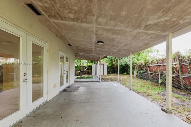 Building Photo - 6130 Flagler St