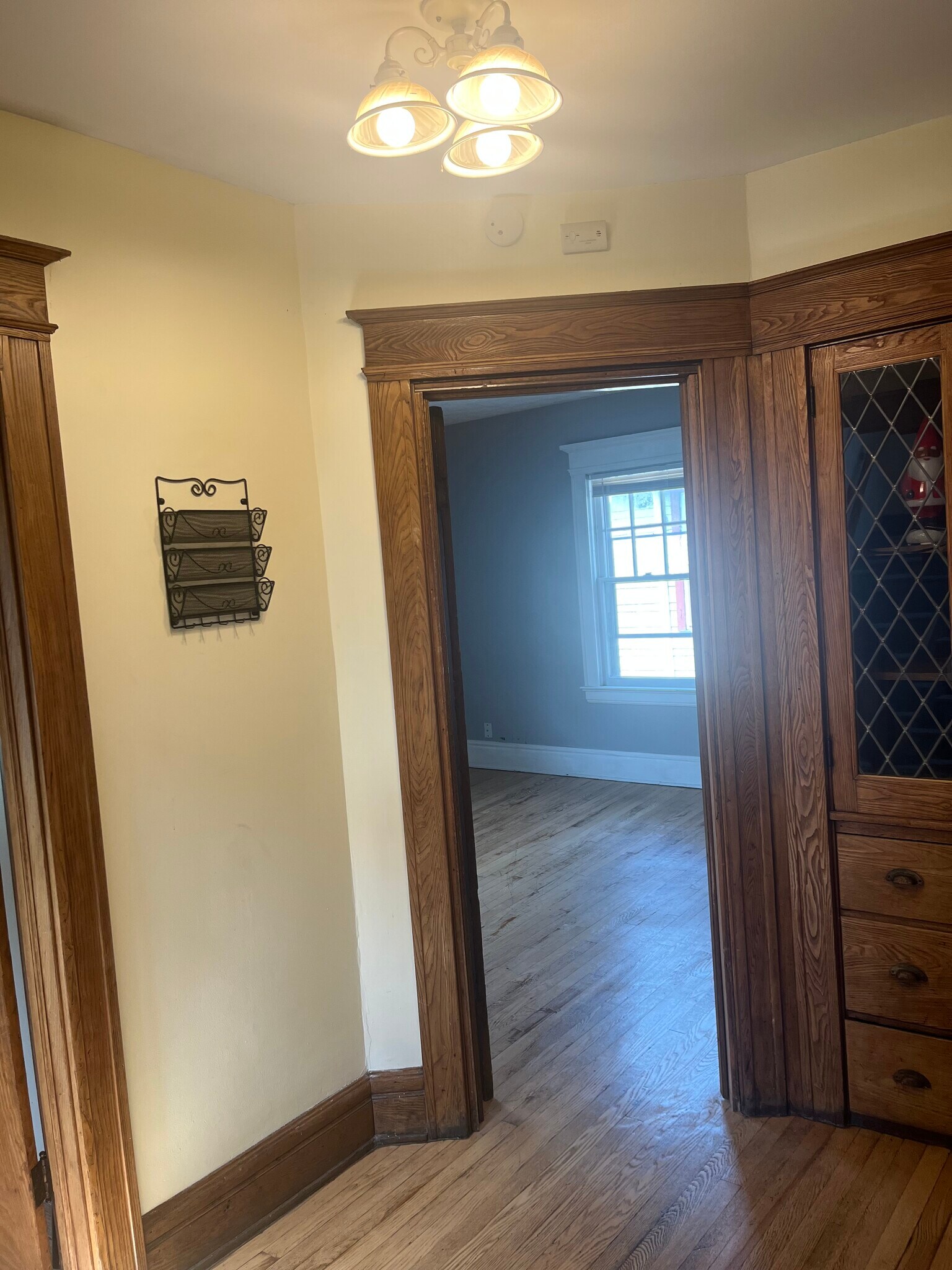 Building Photo - 6 Hinsdale St