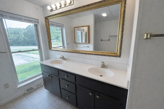 Building Photo - 3089 Pandapas Pond Rd