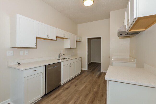 Building Photo - 7473 Beauregard Cove