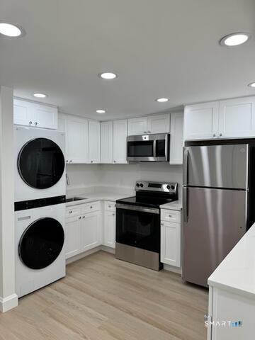 Building Photo - 38 Putnam Green
