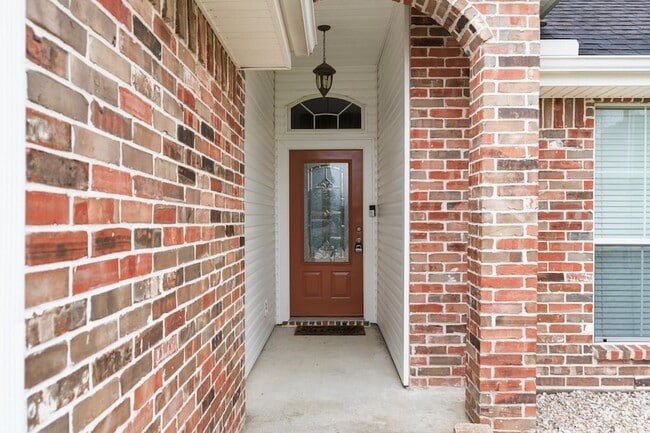 Building Photo - 17815 Nonie Ln