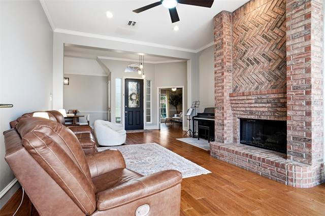 Building Photo - 1800 Sumac Dr