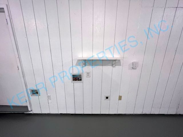 Building Photo - Deep Creek Manor! 3 Bd / 1.5 Bth - Central...