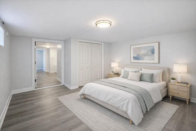 Building Photo - Cumberland Drive Triplex