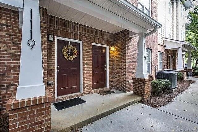 Building Photo - 1115 Ilana Ct