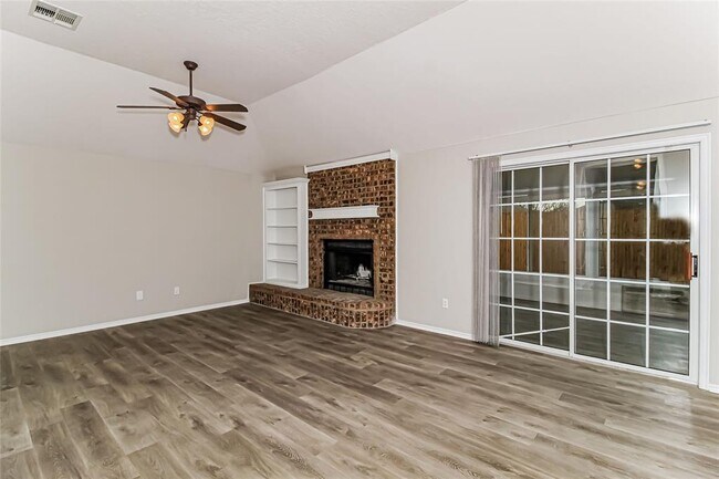 Building Photo - 8113 Greer Way