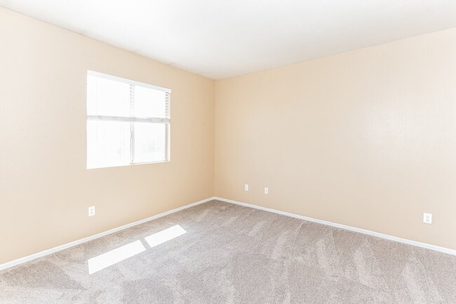 Building Photo - 9060 Malarga St