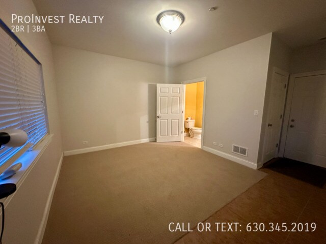 Building Photo - 1193 S Grove-9