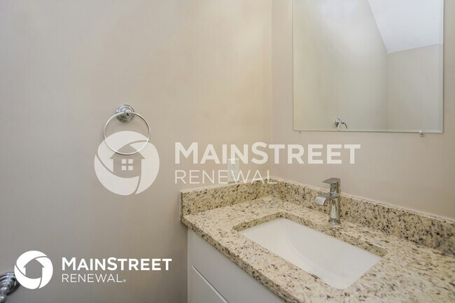 Building Photo - 3121 4th Ave S