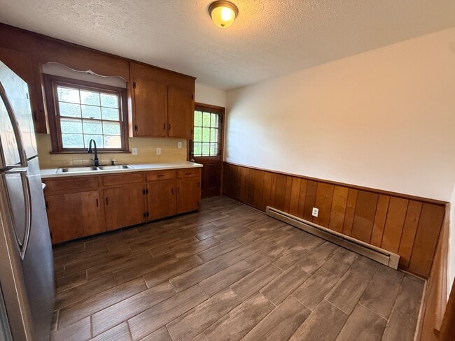 Building Photo - 185 Loch Ln