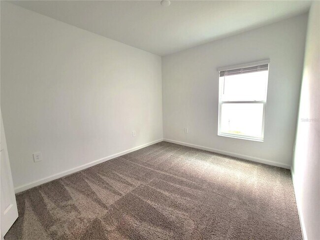Building Photo - 1469 Deepwater Cir