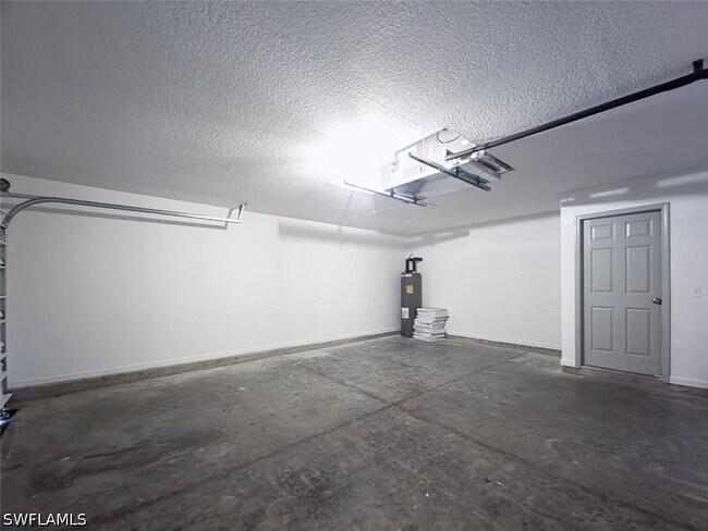 Building Photo - 608 Islamorada Dr N