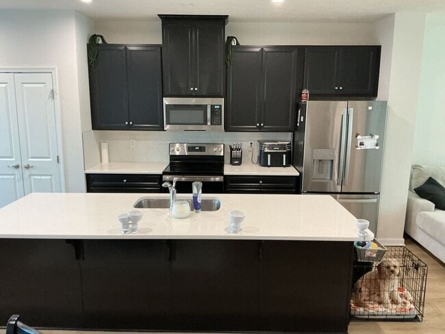 Building Photo - 836 Blackcomb Dr