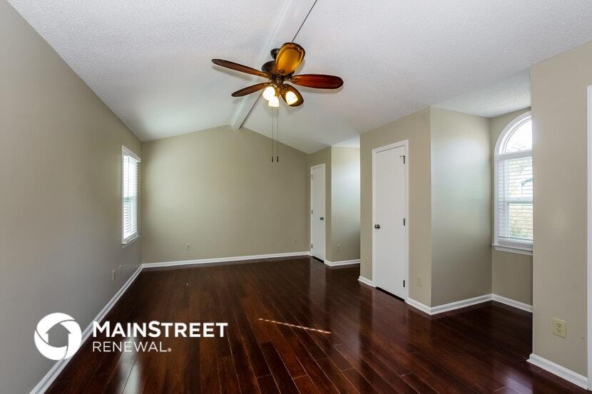 Building Photo - 9006 Hunters Pointe Dr