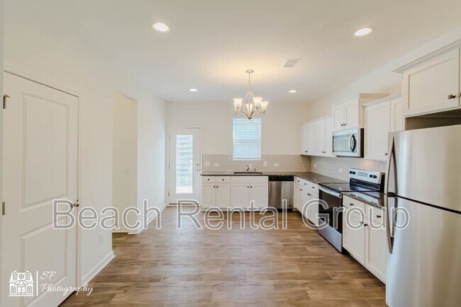 Building Photo - 109 OXFORSHIRE STREET