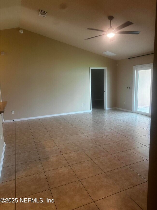 Building Photo - 45157 Ingleham Cir