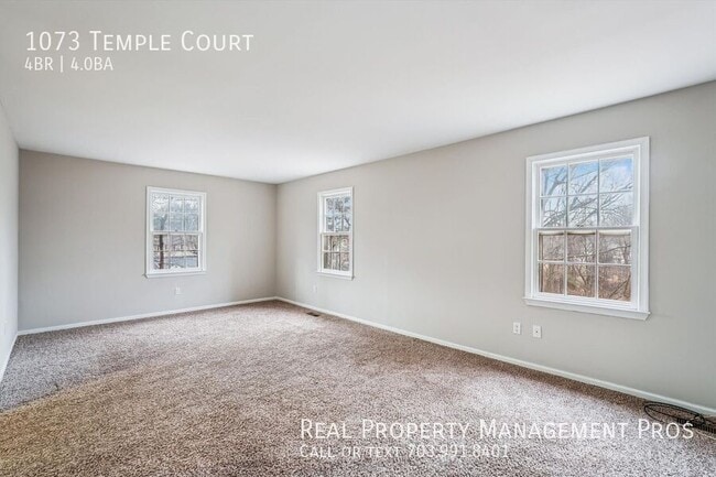 Building Photo - 1073 Temple Ct