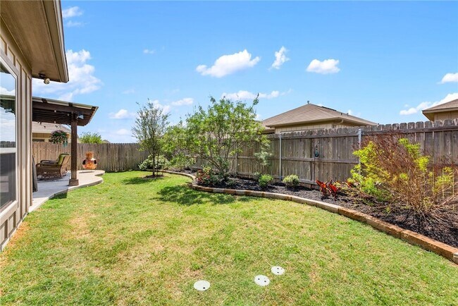 Building Photo - 6308 Southern Cross Dr